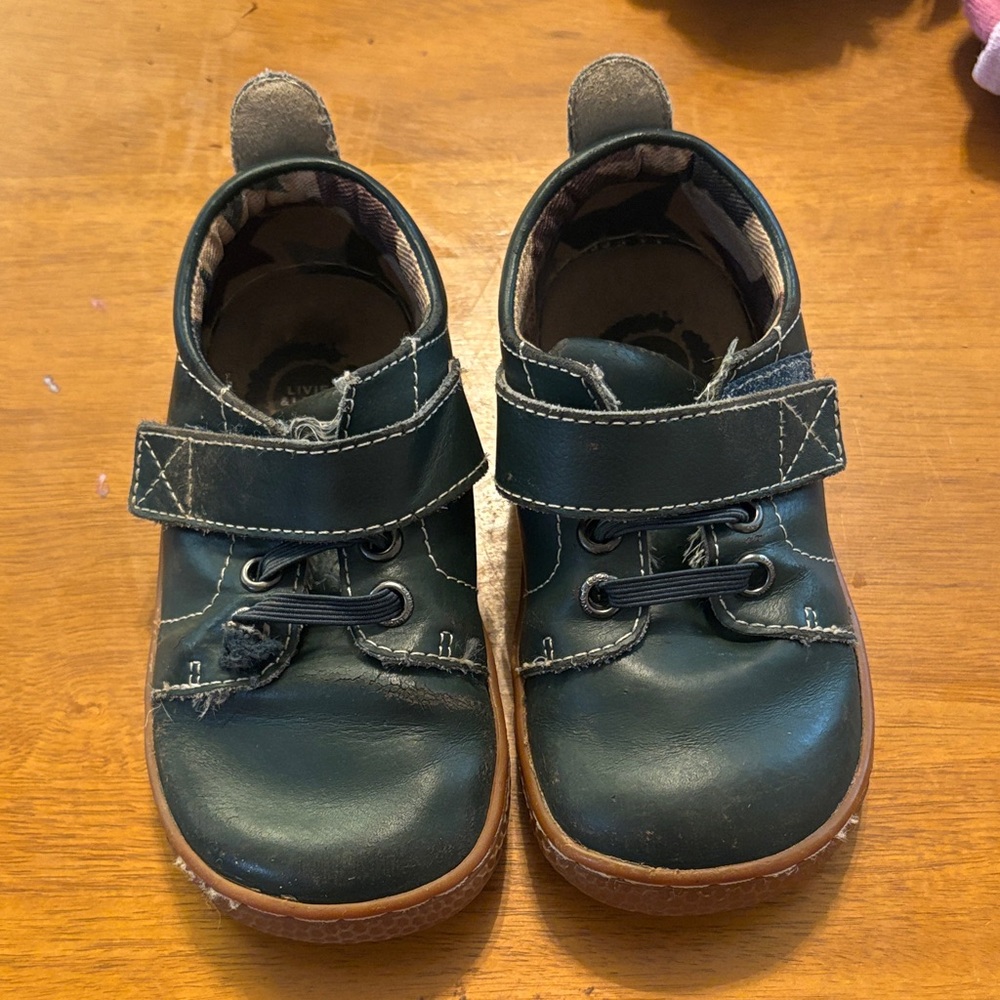 Livie & Luca kids Leather Shoes size 7